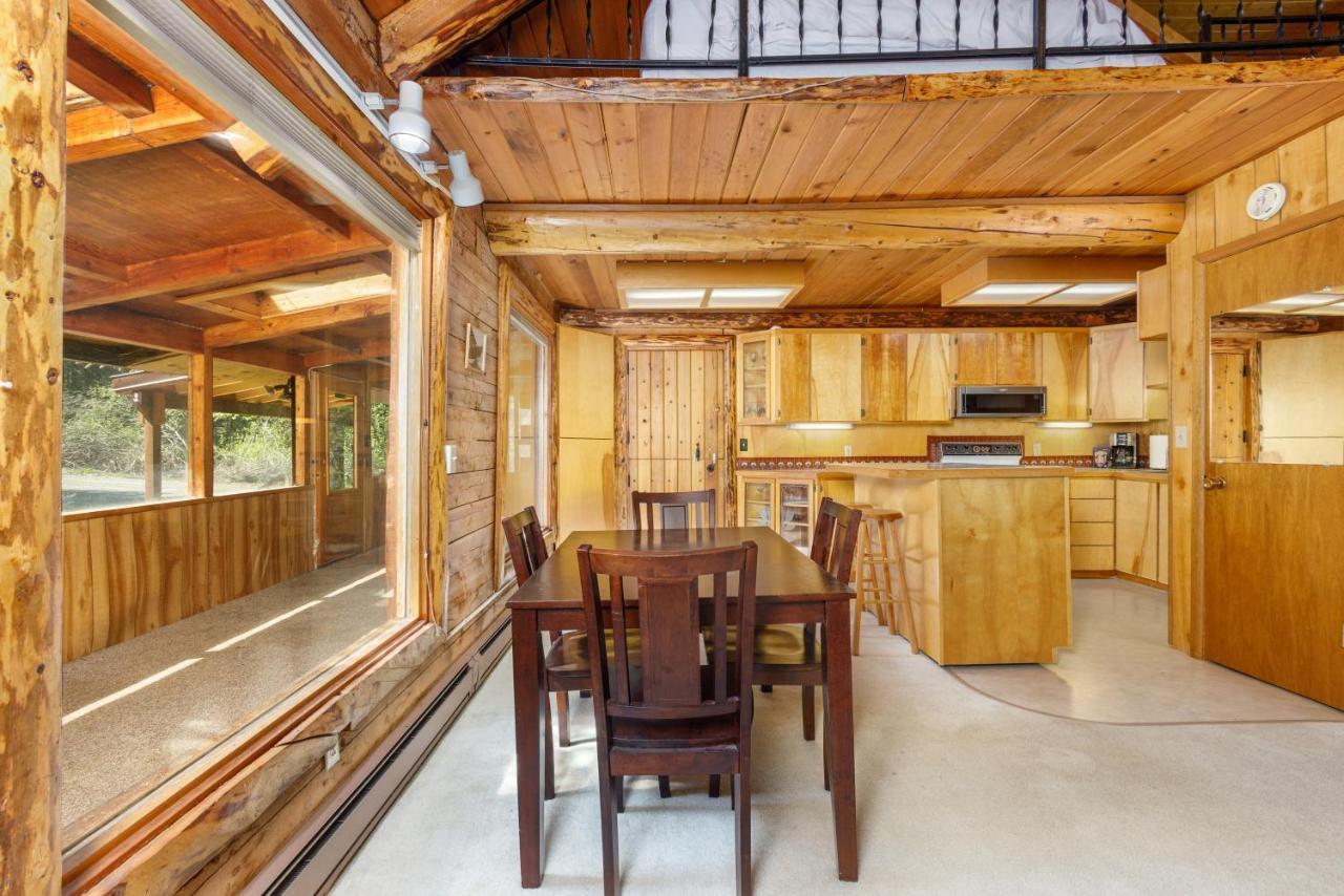 Alpine Meadows Log Cabin Гирдвуд Экстерьер фото