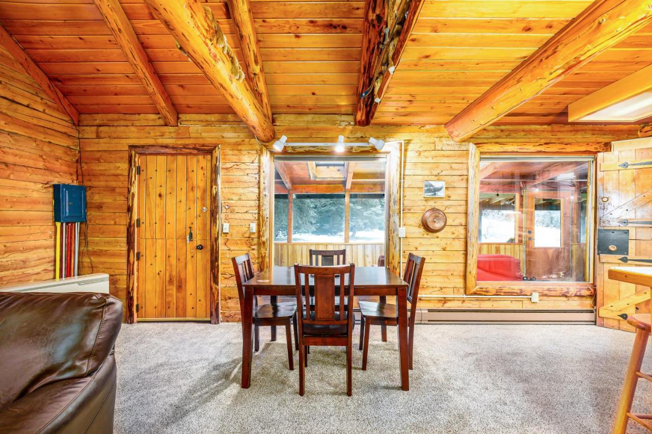 Alpine Meadows Log Cabin Гирдвуд Экстерьер фото